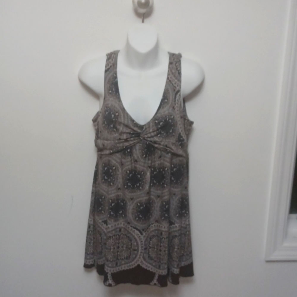 Womens sleeveless blouse